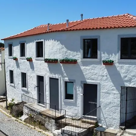 Restondouro Oporto 아파트 곤도마르